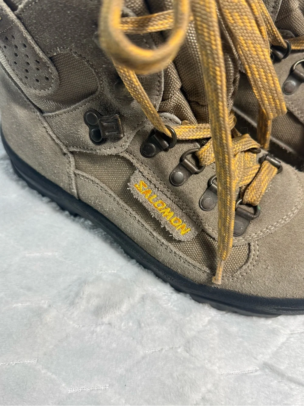Salomon Gore-Tex Waterproof Hiking Boots Womens 7‎ EU 38⅔ Backpacking